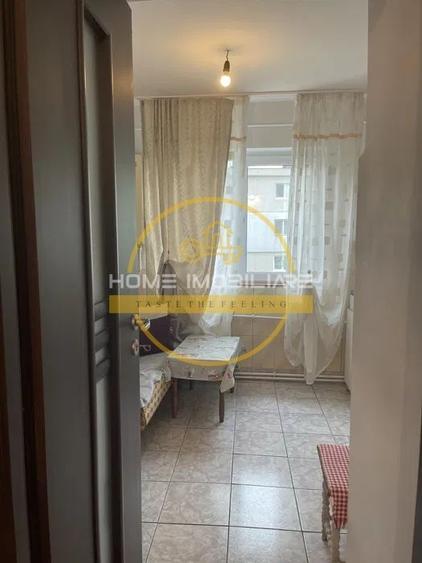 Apartament cu 3 camere semidecomandat, mobilat în Zimbru