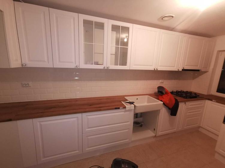 Apartament cu 2 camere decomandat în 13 Septembrie