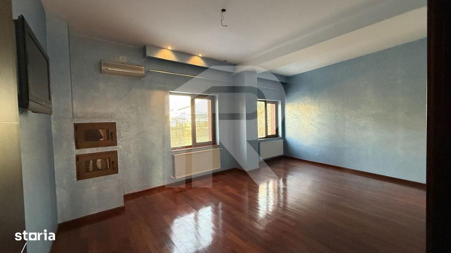 Casă cu 7 camere cu Piscina în Ferentari
