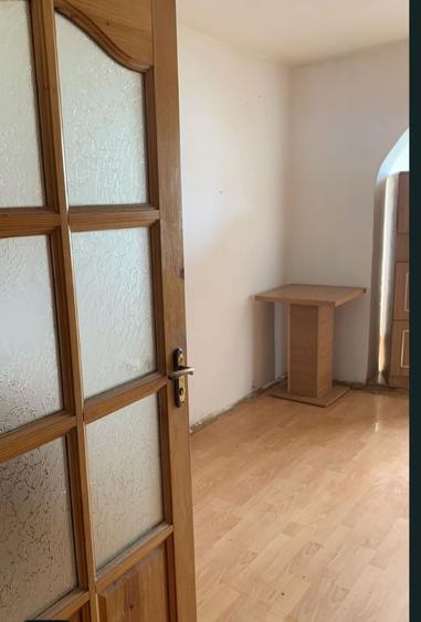 Apartament cu 2 camere în Buziașului