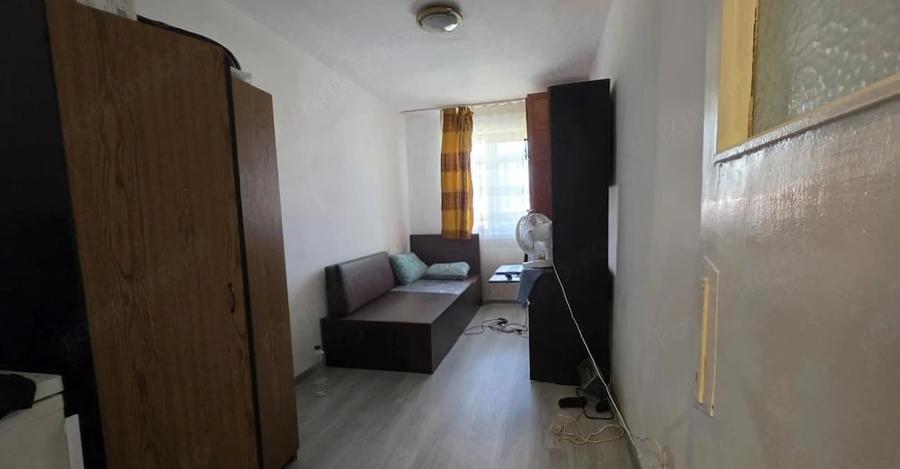 Garsonieră semidecomandată în Complex Studențesc