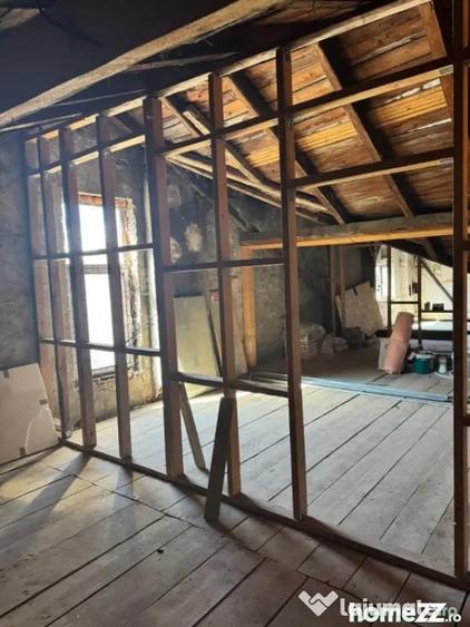 Apartament cu 2 camere decomandat în Siret