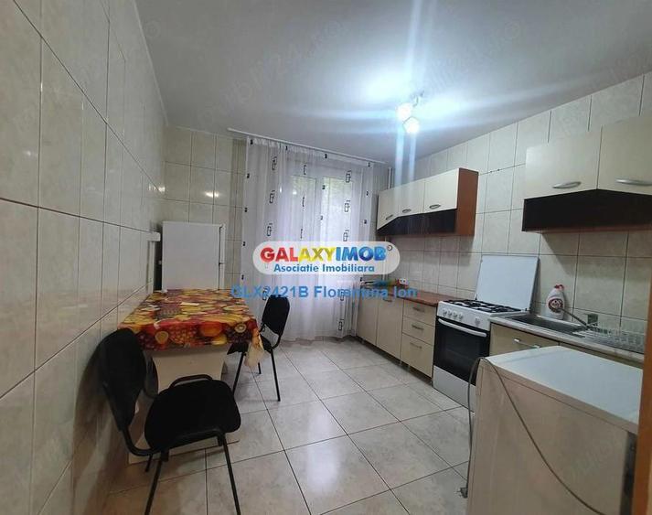 Apartament cu 2 camere decomandat în Drumul Taberei