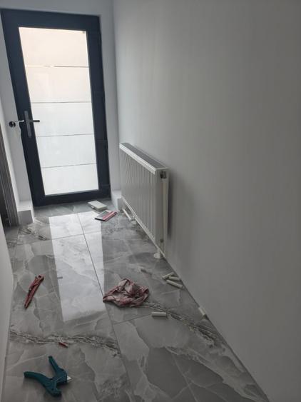 Casă cu 3 camere în Exterior Vest