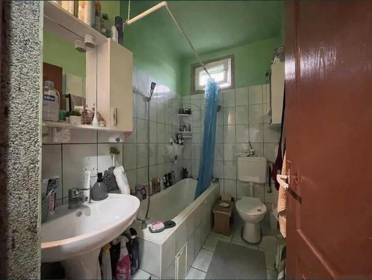 Apartament cu 4 camere semidecomandat, mobilat în Iosefin