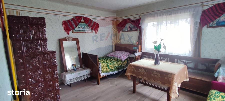 Casă cu 3 camere cu Teren 1361 Mp în Gârdani