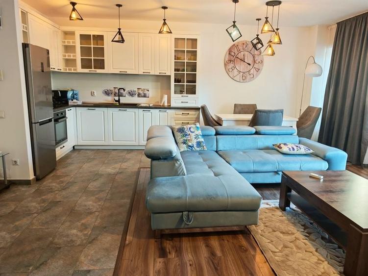 Apartament cu 2 camere semidecomandat în Dosu Bricii