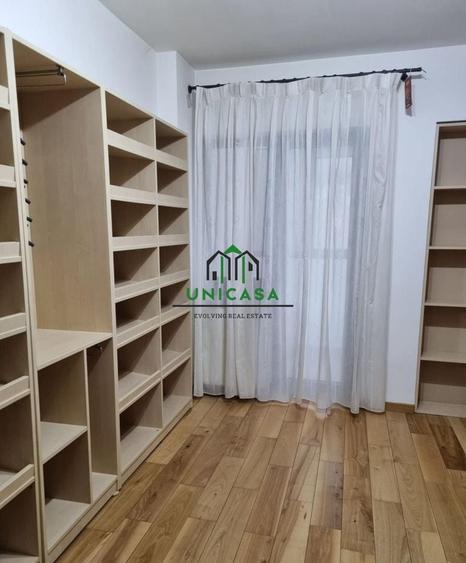 Apartament cu 4 camere decomandat în Cartierul Nord
