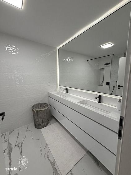 Casă cu 4 camere în Valea Aurie