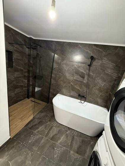 Apartament cu 3 camere decomandat în Ștefănești