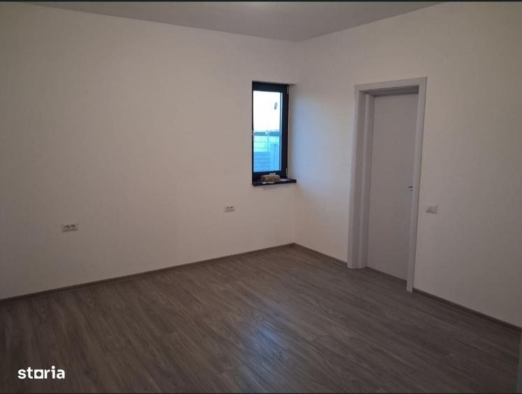 Casă cu 3 camere în Central