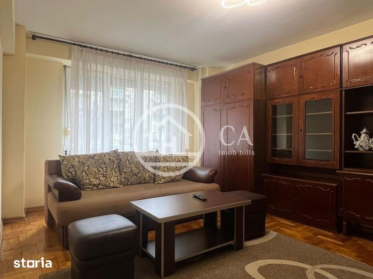 Apartament cu 3 camere decomandat în Decebal