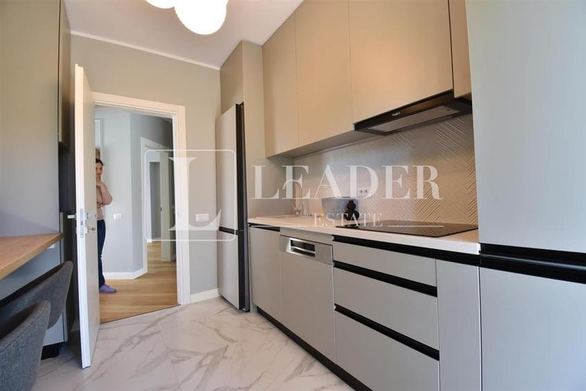 Apartament cu 3 camere decomandat, mobilat în Herăstrău