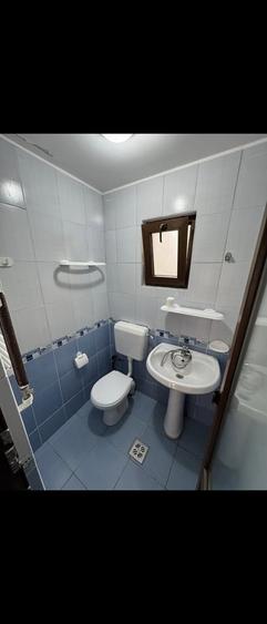 Casă cu 8 camere cu Teren 500 Mp în Central