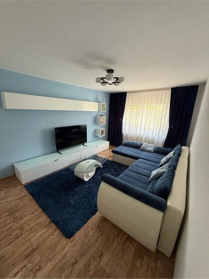 Apartament cu 2 camere decomandat în Lipovei