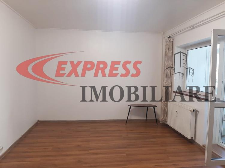 Apartament cu 3 camere decomandat în Dristor