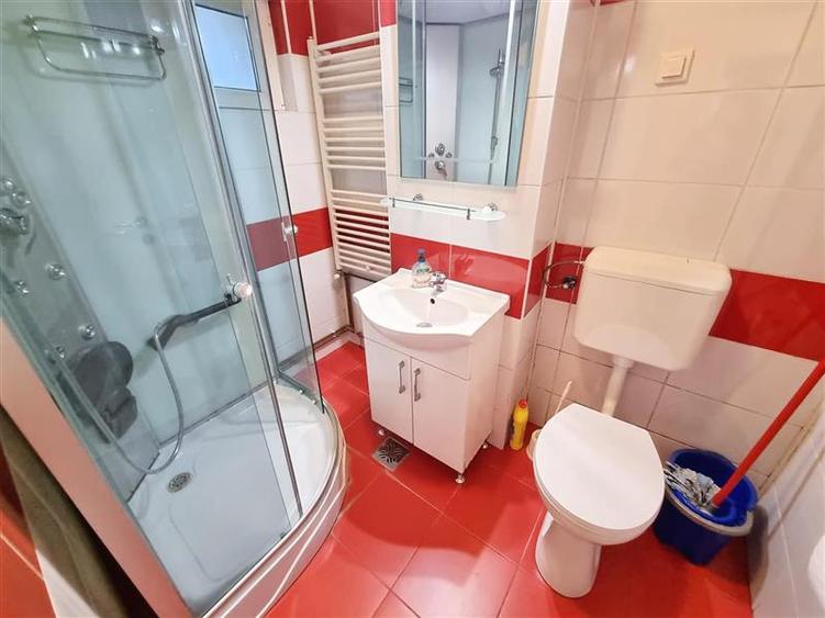 Apartament luminos cu doua camere de inchiriat in Racadau - 6
