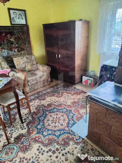 Casă cu 2 camere cu Teren 1400 Mp în Central