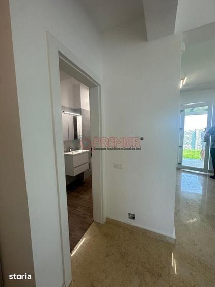 Casă cu 4 camere cu Teren 324 Mp în Vidra