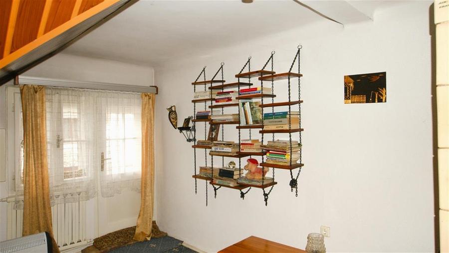 Duplex cu 3 camere cu Canalizare în Crișcior