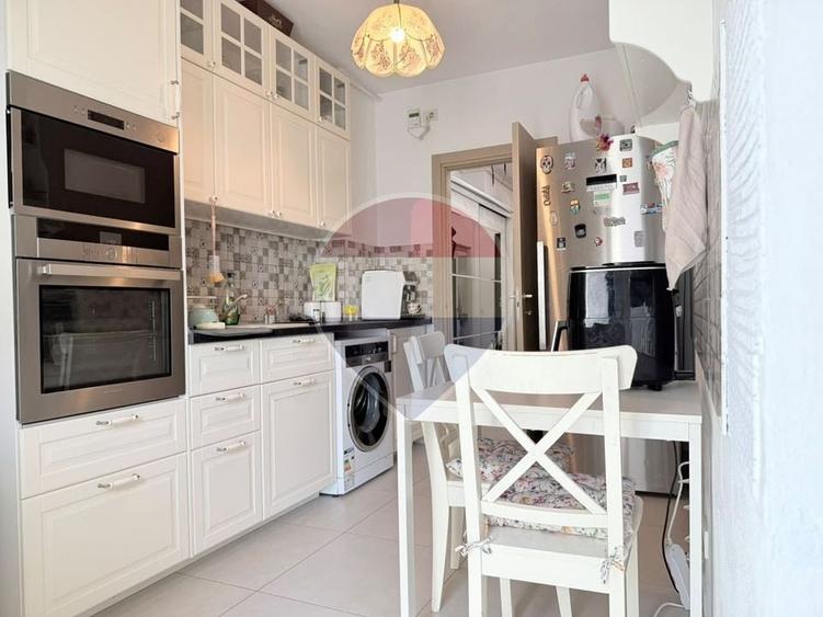 Apartament cu 2 camere semidecomandat în Basarab