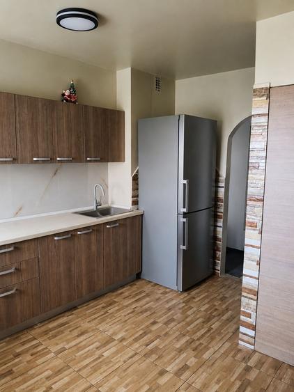 Apartament cu 4 camere decomandat în Exterior Vest