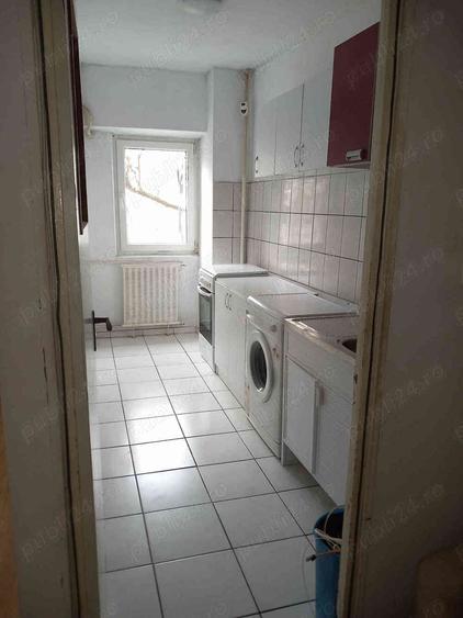 Garsonieră decomandată în Vitan