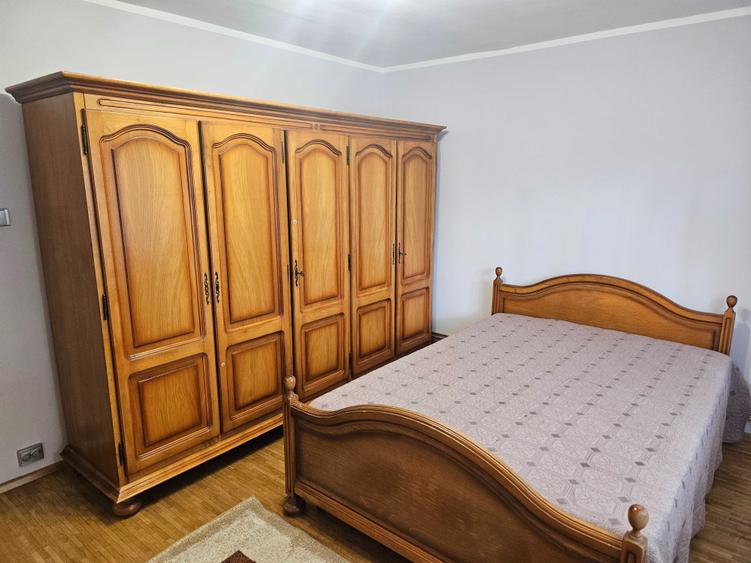 Apartament cu 2 camere decomandat în Steaua
