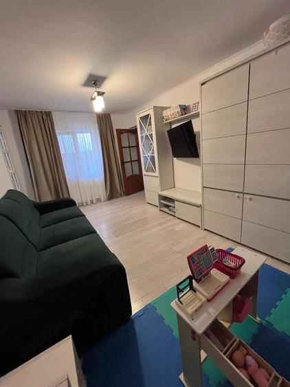 Casă cu 4 camere cu Teren 196 Mp în Palas
