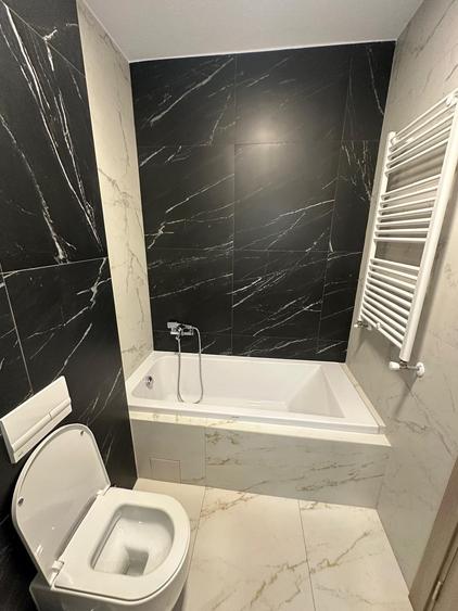 Apartament cu 3 camere semidecomandat în Brâncoveanu