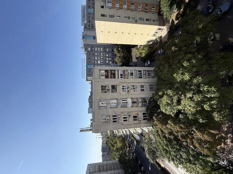 Garsonieră decomandată în Octavian Goga