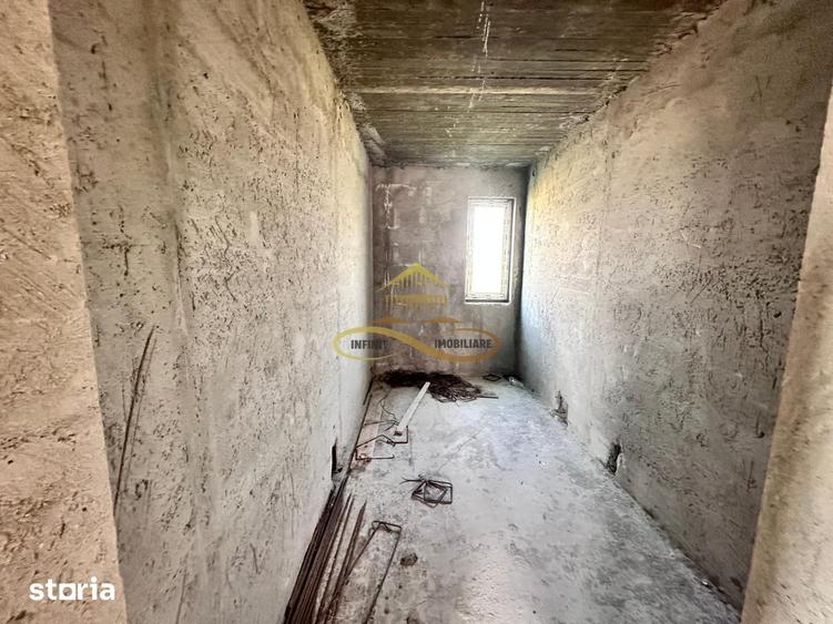 Casă cu 3 camere cu Teren 370 Mp în Săucești