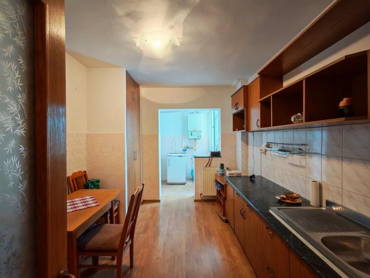 Apartament cu 4 camere decomandat, mobilat în Bistrița Lac