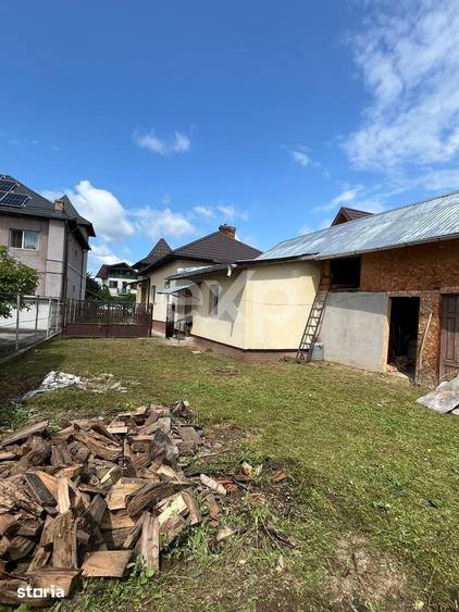 Casă cu 3 camere cu Teren 1140 Mp în Central