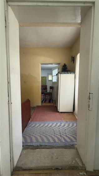 Casă individuală cu 2 camere semidecomandat cu Canalizare în Apahida