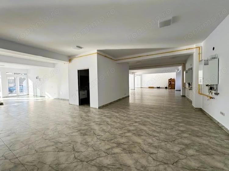 Spațiu comercial, de 180 mp, în Central