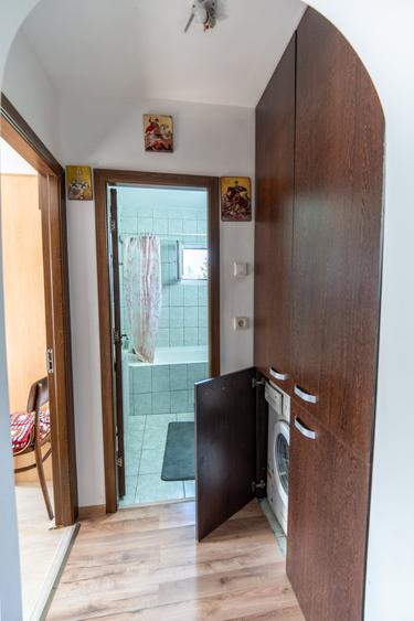 Apartament cu 3 camere semidecomandat în Mănăștur