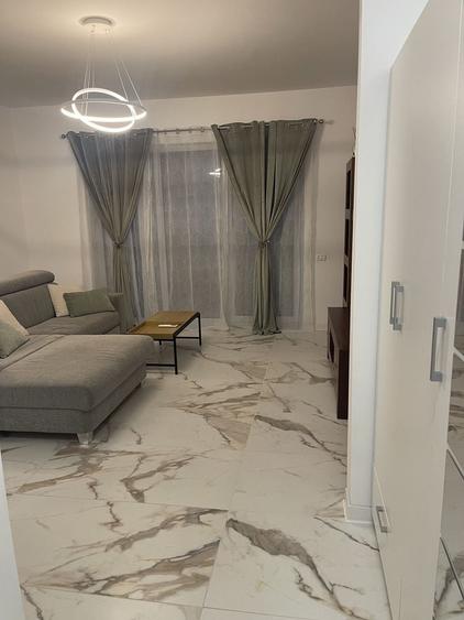 Apartament cu 2 camere decomandat în Sânmartin