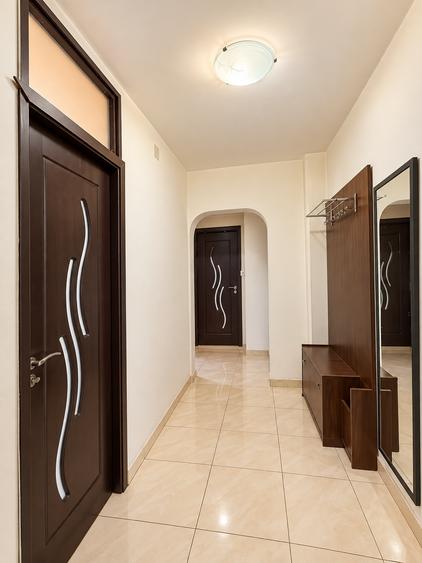 Apartament cu 2 camere decomandat în Păcii