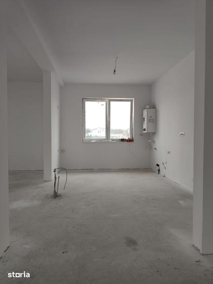 Casă cu 3 camere cu Teren 500 Mp în Tărtășești