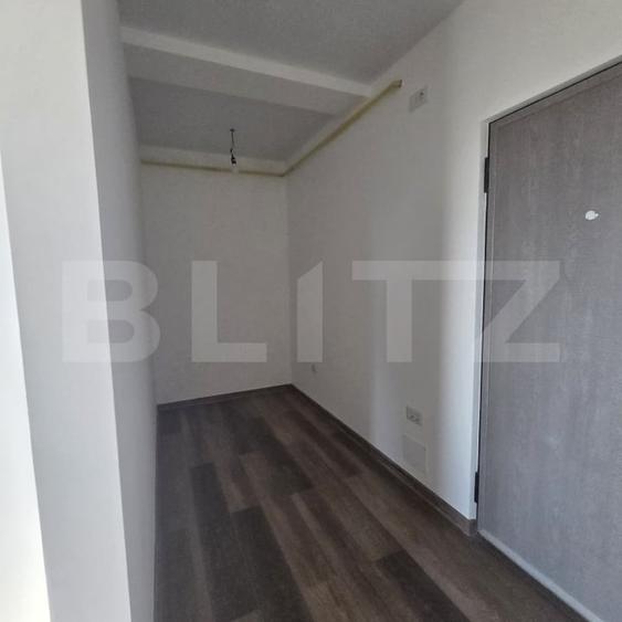 Garsonieră decomandată în Micro 17