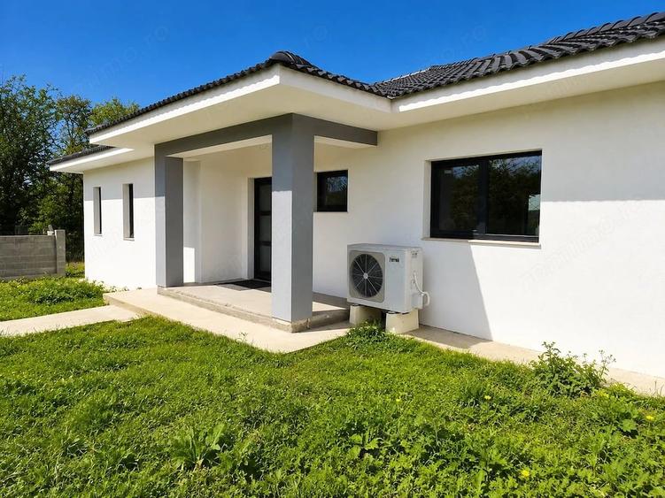 Casă cu 4 camere cu Teren 616 Mp în Săldăbagiu de Munte