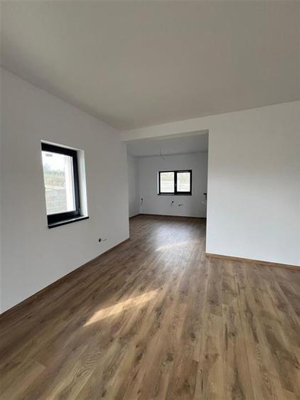 Casă individuală cu 4 camere cu Teren 616 Mp în Paleu