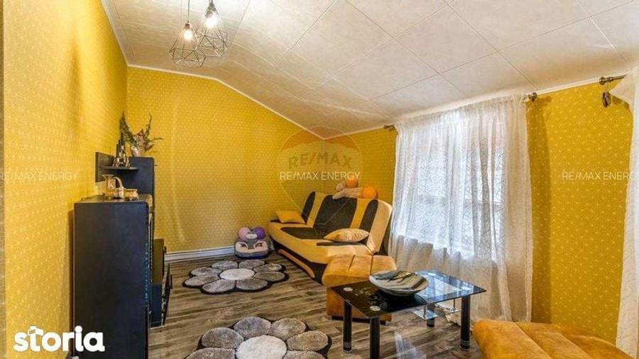 Casă cu 4 camere cu Teren 170 Mp în Râșca