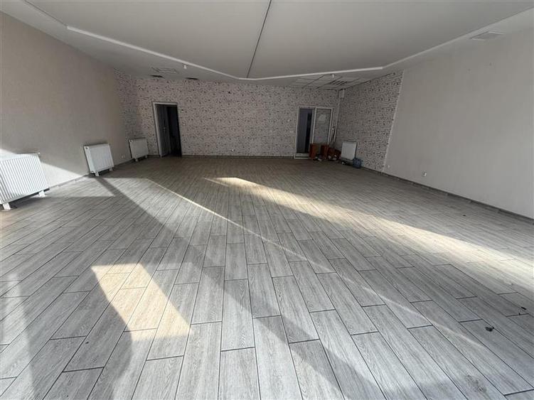 Spațiu comercial, de 87 mp, în Orizont