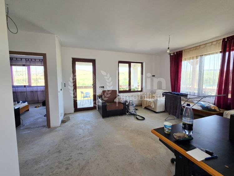 Casă individuală cu 5 camere cu Teren 2500 Mp în Gheorgheni