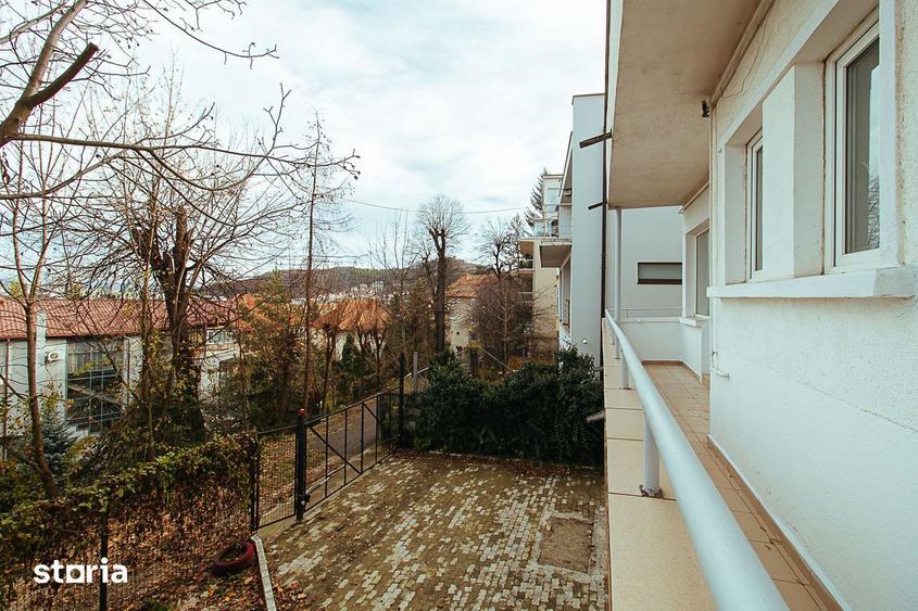 Ultracentral, drumul spre Cetatea Bra?ovului, pet friendly. - 5