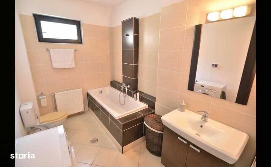 Apartament cu 3 camere în Tineretului