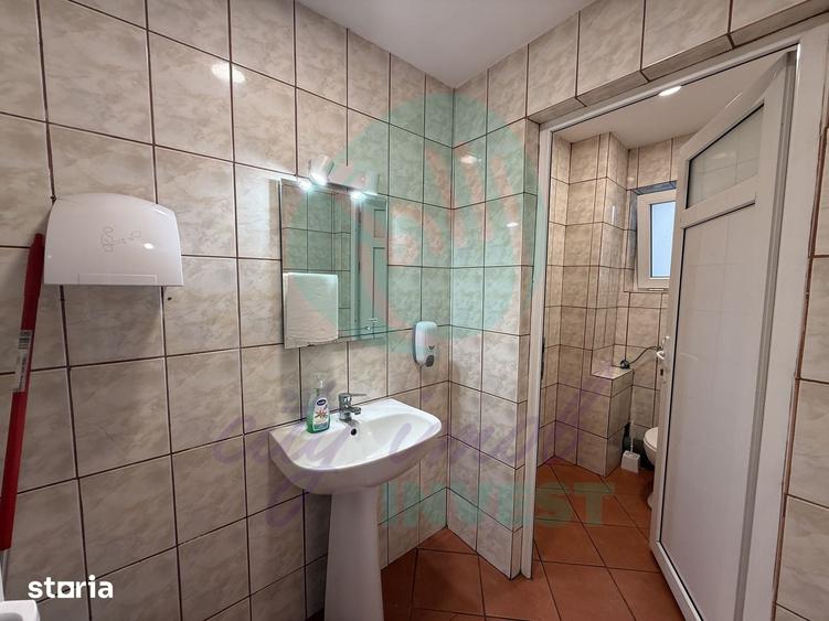 Casă cu 5 camere cu Teren 150 Mp în Grivița