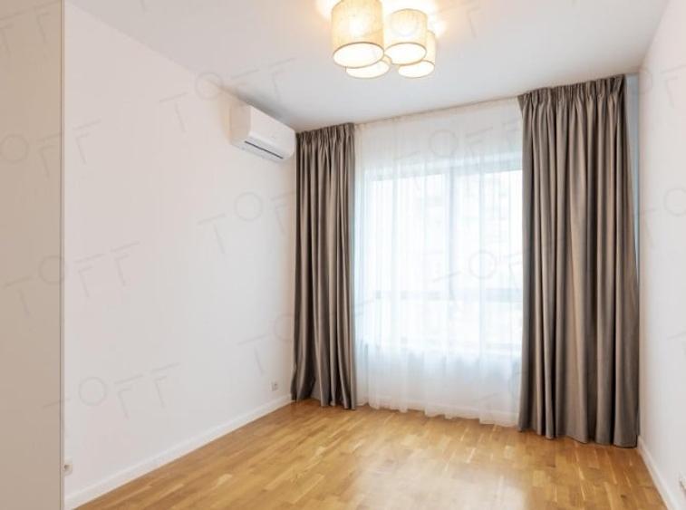 Apartament cu 3 camere decomandat în Domenii